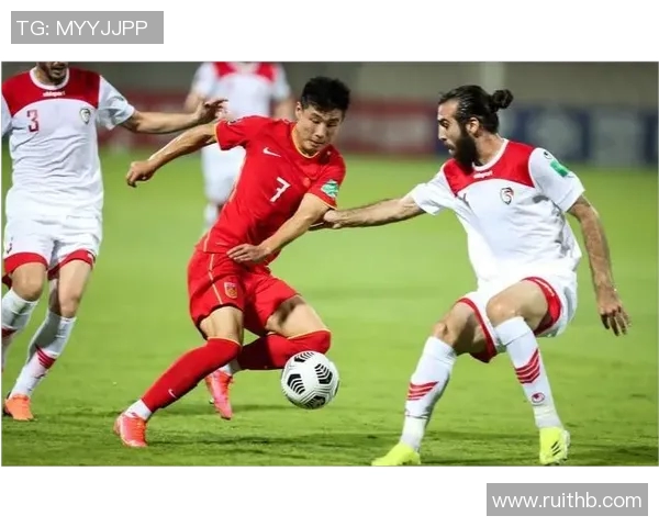 亚洲一哥足球崛起之路探秘揭示背后的荣耀与挑战